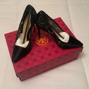 Tory Burch Glenna Pump Blk Size 5